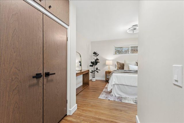 24110 Rensselaer Street, Oak Park, MI 48237