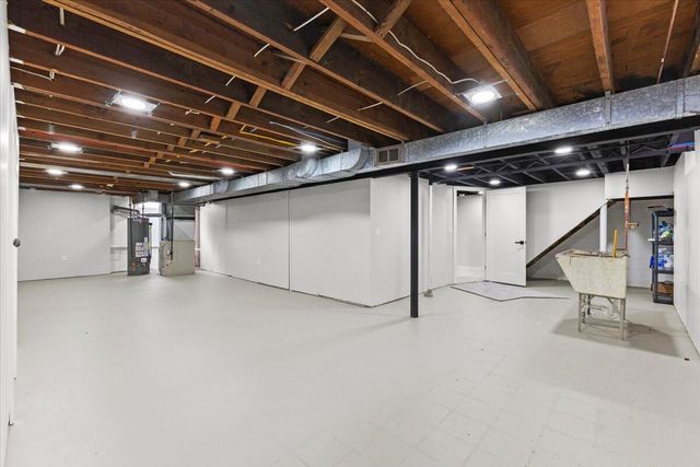 24110 Rensselaer Street, Oak Park, MI 48237