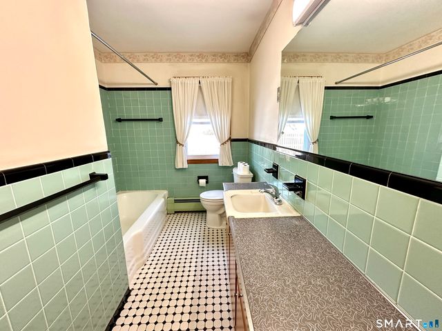 80 Southwest Avenue, Windsor Locks, CT 06096