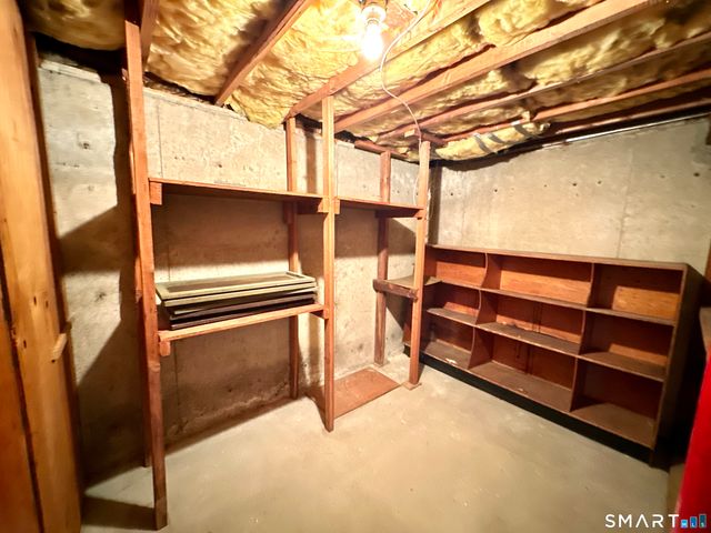 80 Southwest Avenue, Windsor Locks, CT 06096