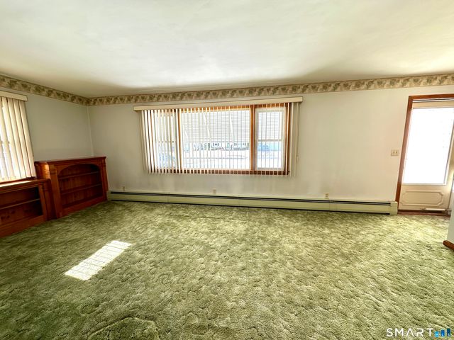 80 Southwest Avenue, Windsor Locks, CT 06096