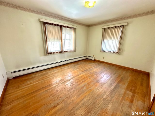 80 Southwest Avenue, Windsor Locks, CT 06096