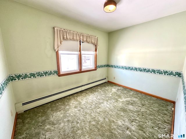 80 Southwest Avenue, Windsor Locks, CT 06096