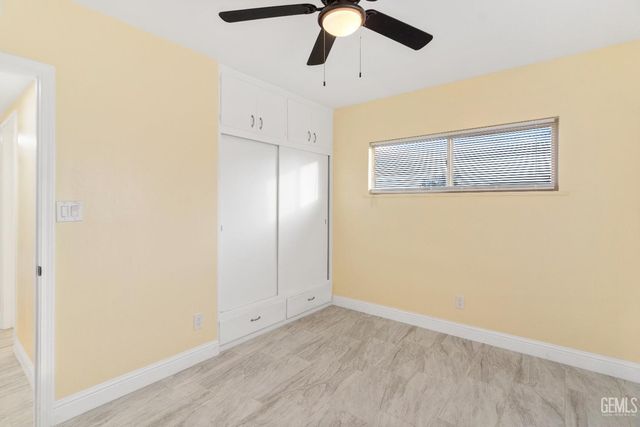 18478 Poplar Avenue, Shafter, CA 93263