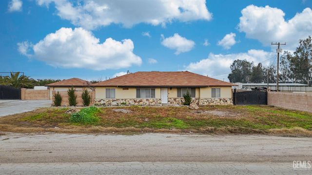 18478 Poplar Avenue, Shafter, CA 93263