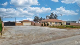 18478 Poplar Avenue, Shafter, CA 93263