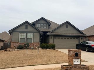 6216 Oxnard Street, Edmond, OK 73034