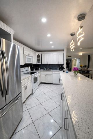 20441 NE 30th Avenue 218-9, Miami, FL 33180