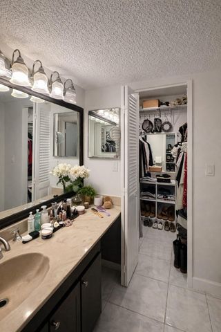 20441 NE 30th Avenue 218-9, Miami, FL 33180