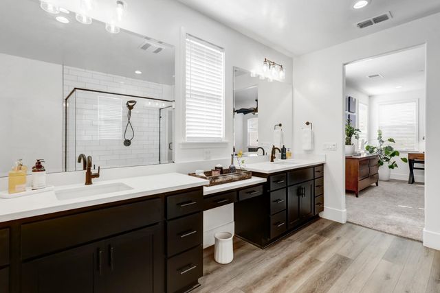 3002 Huntington Way, Sacramento, CA 95818