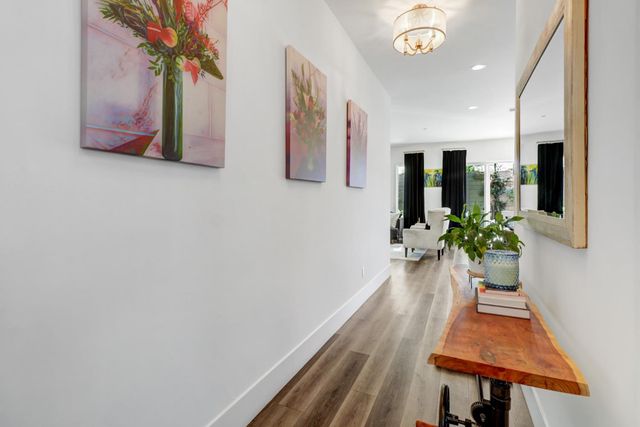 3002 Huntington Way, Sacramento, CA 95818