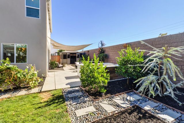 3002 Huntington Way, Sacramento, CA 95818