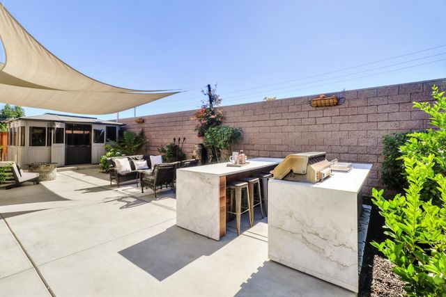 3002 Huntington Way, Sacramento, CA 95818