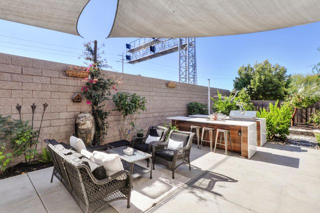 3002 Huntington Way, Sacramento, CA 95818