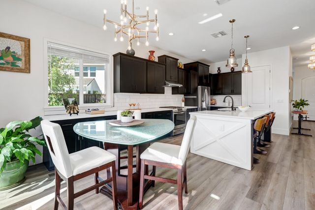 3002 Huntington Way, Sacramento, CA 95818
