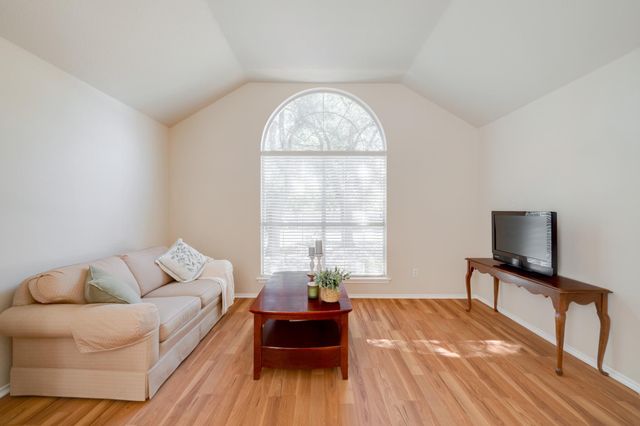 3704 Kissman DR, Austin, TX 78728
