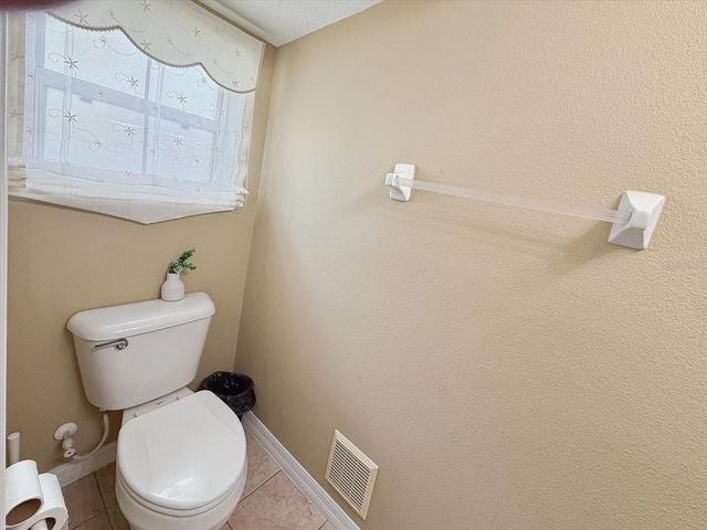 1302 S BEACH CIRCLE, Kissimmee, FL 34746