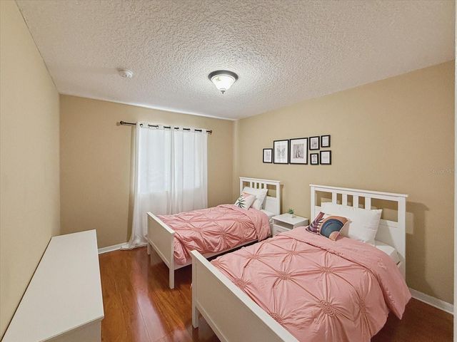 1302 S BEACH CIRCLE, Kissimmee, FL 34746