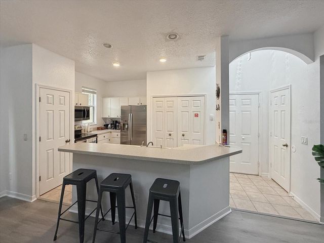 1302 S BEACH CIRCLE, Kissimmee, FL 34746