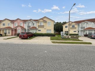1302 S BEACH CIRCLE, Kissimmee, FL 34746