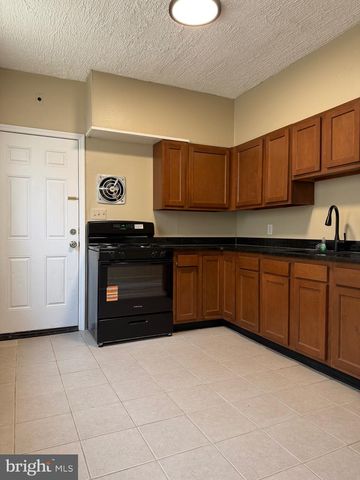 1454 MOUNT EPHRAIM AVE, Camden, NJ 08104