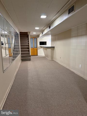 1454 MOUNT EPHRAIM AVE, Camden, NJ 08104