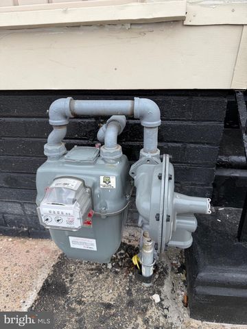 1454 MOUNT EPHRAIM AVE, Camden, NJ 08104