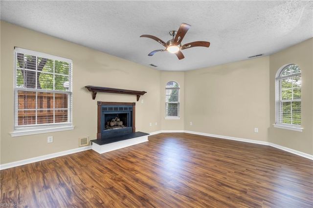 5217 Bardith CIR, Virginia Beach, VA 23455