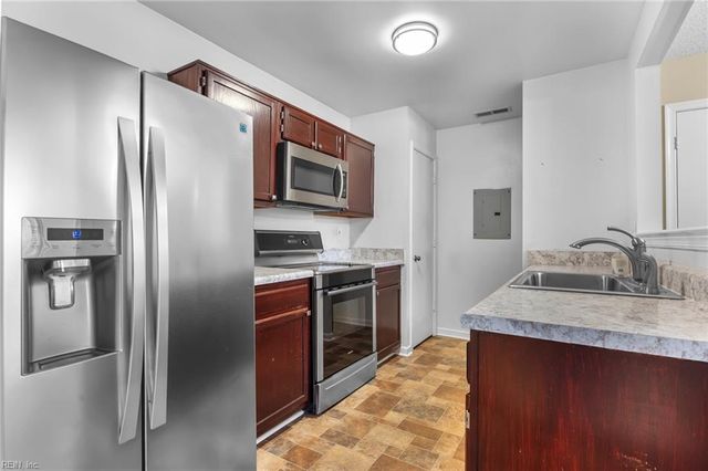 5217 Bardith CIR, Virginia Beach, VA 23455