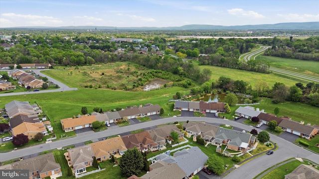 341 WINDING OAK DR, Hagerstown, MD 21740