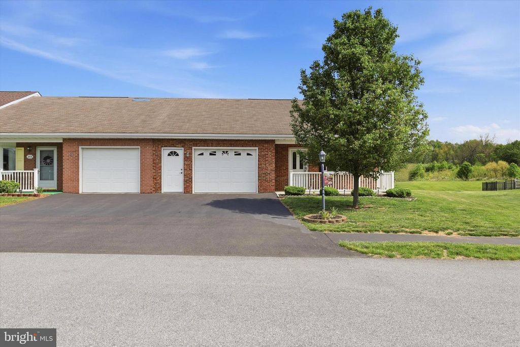 341 WINDING OAK DR, Hagerstown, MD 21740