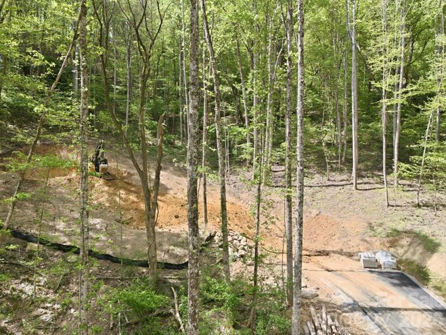 122 Running Deer Lane, Mars Hill, NC 28754