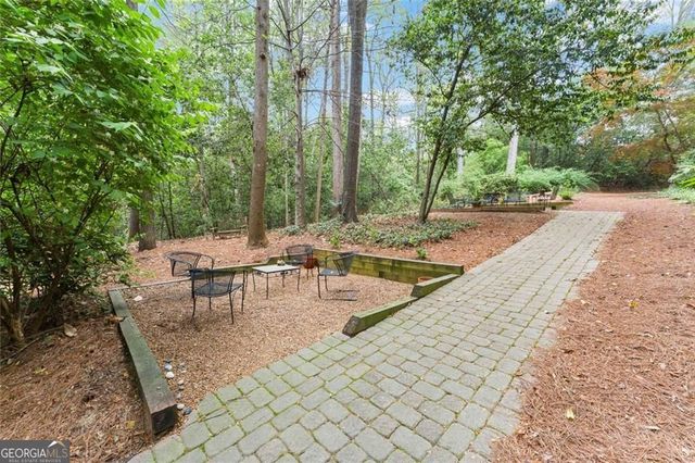 2734 Peachtree Road NW C301, Atlanta, GA 30305