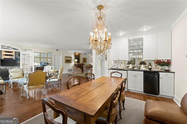 2734 Peachtree Road NW C301, Atlanta, GA 30305