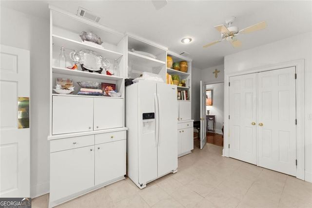 2734 Peachtree Road NW C301, Atlanta, GA 30305