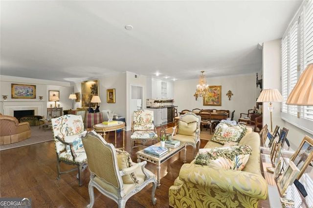 2734 Peachtree Road NW C301, Atlanta, GA 30305