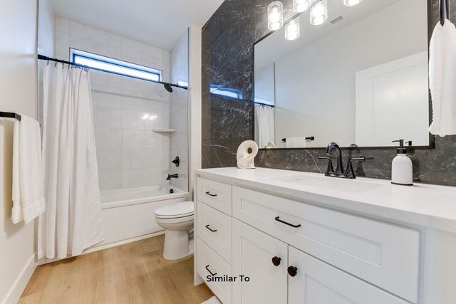 27 W 13th St, Deer Park, WA 99006