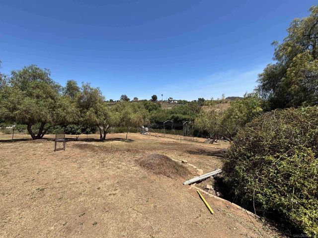 6960 W Lilac Rd, Bonsall, CA 92003