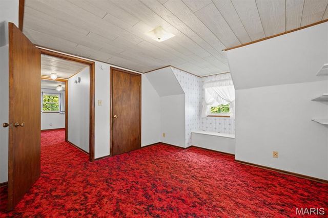25 Roselawn Avenue, Fairview Heights, IL 62208