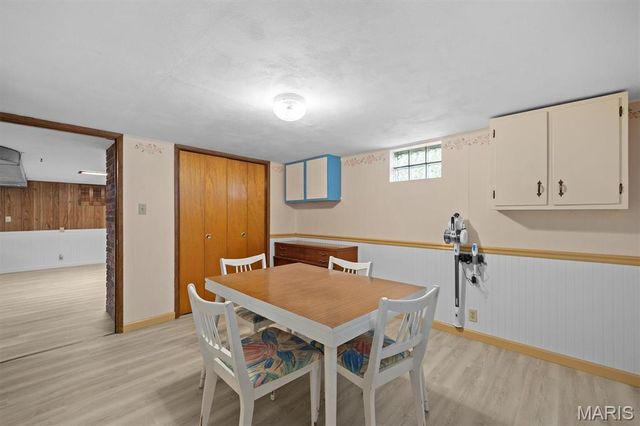 25 Roselawn Avenue, Fairview Heights, IL 62208