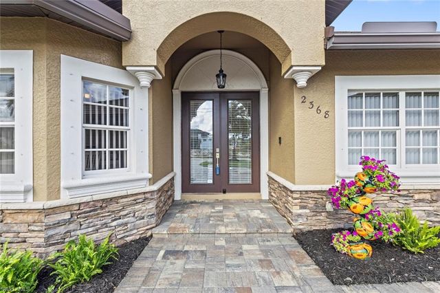2368 NW 38th PL, Cape Coral, FL 33993