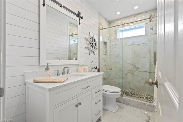 2368 NW 38th PL, Cape Coral, FL 33993