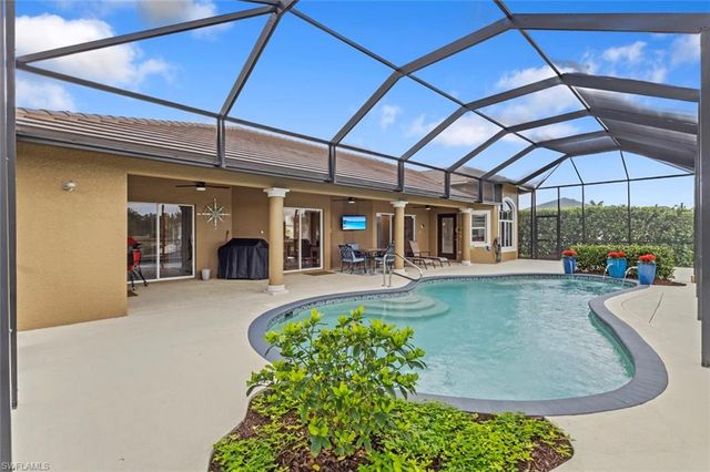 2368 NW 38th PL, Cape Coral, FL 33993