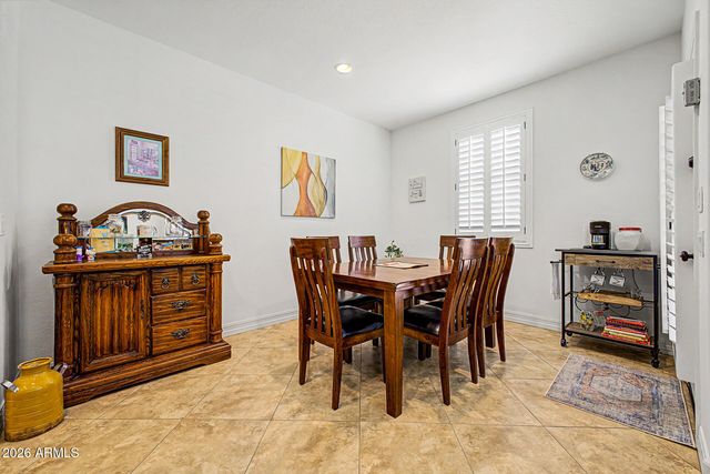 3721 W ABRAMS Drive, New River, AZ 85087