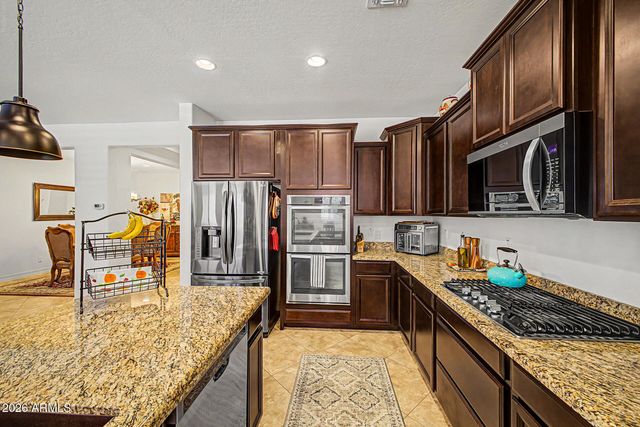 3721 W ABRAMS Drive, New River, AZ 85087