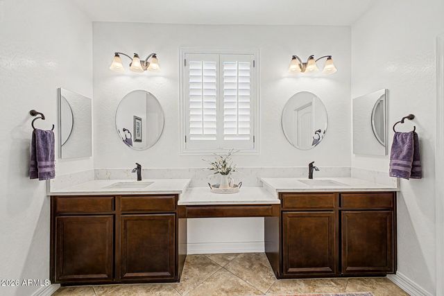 3721 W ABRAMS Drive, New River, AZ 85087