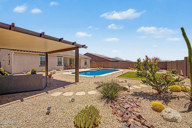 3721 W ABRAMS Drive, New River, AZ 85087