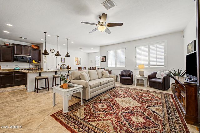 3721 W ABRAMS Drive, New River, AZ 85087