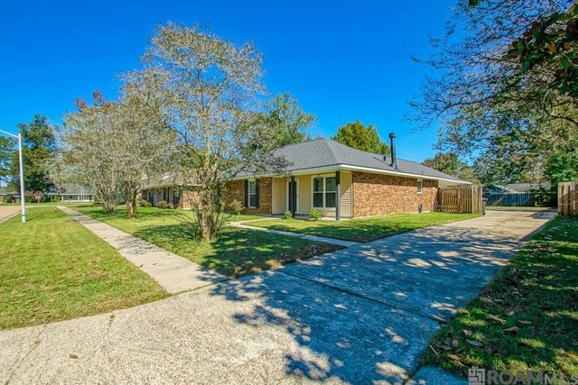 1833 W Marsden Pl, Baton Rouge, LA 70816