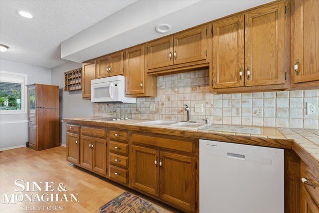1715 River Road 58, Saint Clair, MI 48079